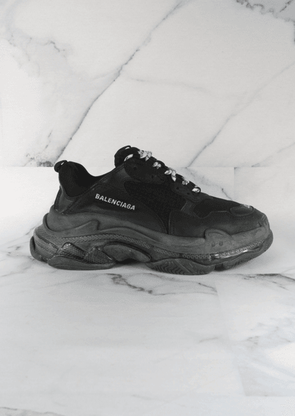 Tênis Balenciaga Triple S Preto | Zivē Club