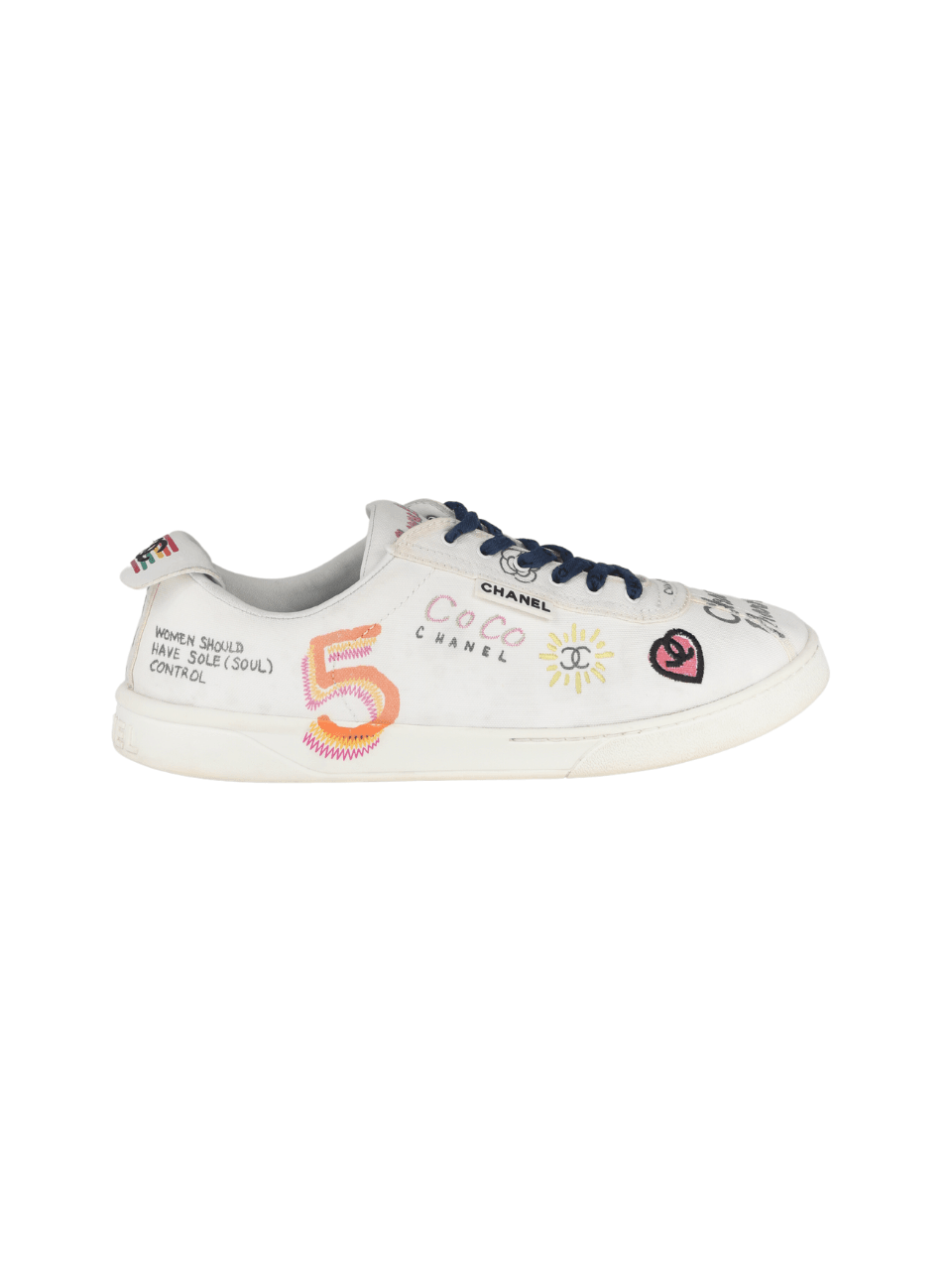 Tênis Chanel X Pharrell Multicolor Branco | Zivē Club