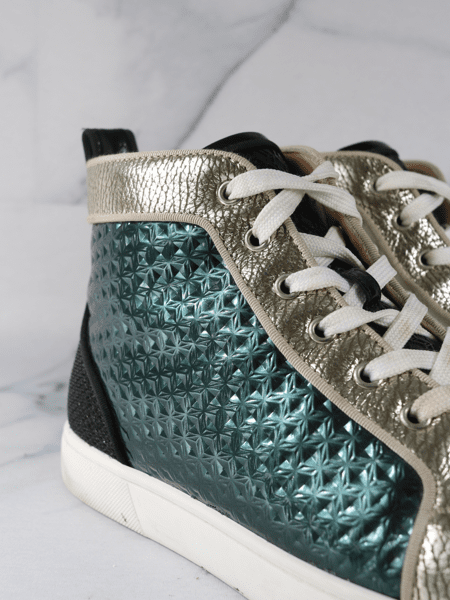 Tênis Christian Louboutin Cano Alto Louis Pik Bis Metallic Colors Tênis Christian Louboutin Cano Alto Louis Pik Bis Metallic Colors