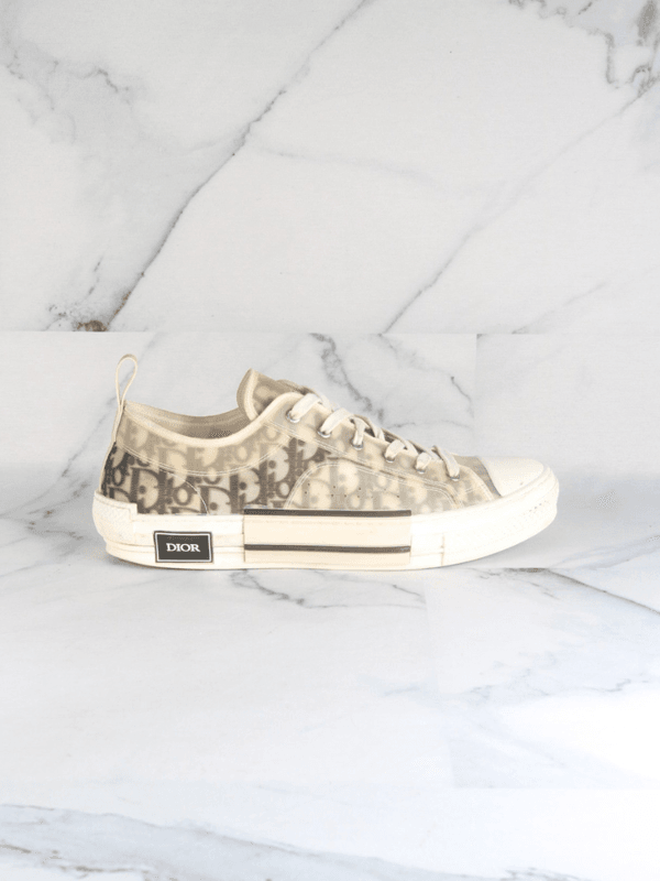 Tênis Dior B23 Low Canvas Oblique Branco e Preto | Zivē Club