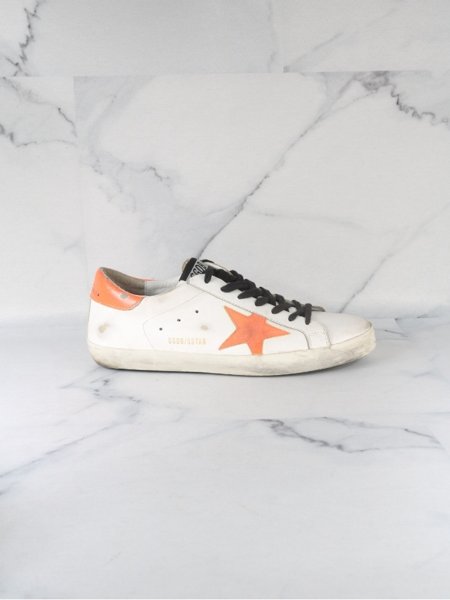 Tênis Golden Goose Super-Star Branco e Laranja | Zivē Club