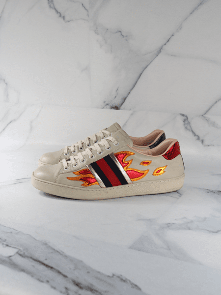 Gucci ace 2025 flame sneakers