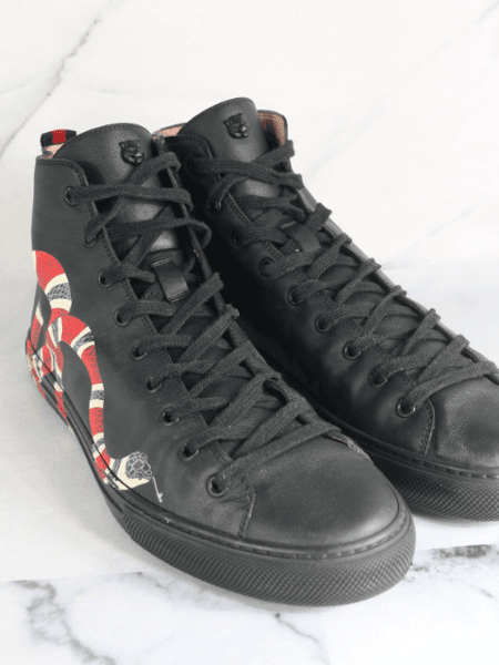 Tênis Gucci Kingsnake Cano Alto Couro Preto Zivē Club