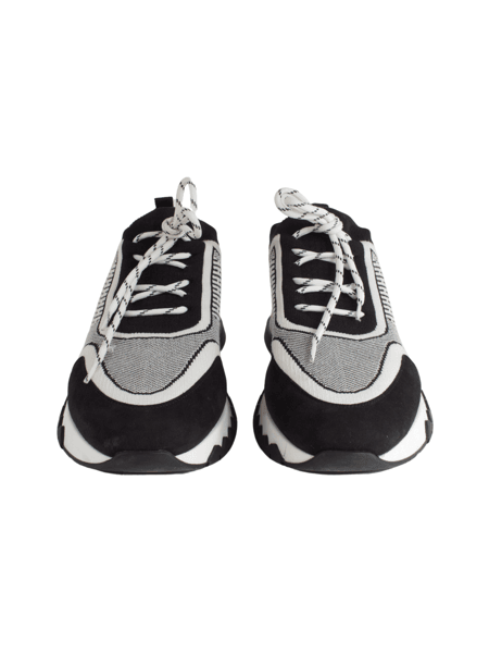 HERMES
エルメス
トップス
ショート丈 Tênis Hermès Addict Preto e Branco | Zivē Club