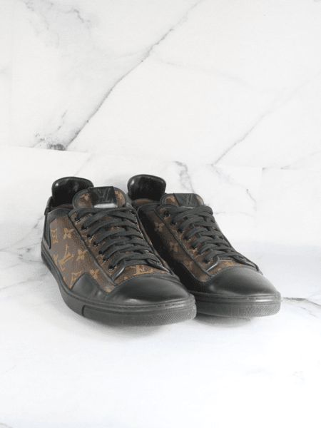 Tênis Louis Vuitton Slalom Monogram Marrom | Zivē Club Tênis Louis Vuitton Slalom Monogram Marrom | Zivē Club