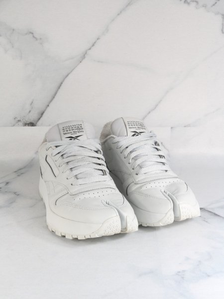Tênis Margiela x Reebok original Leather Tabi Cinza | Zivē Club