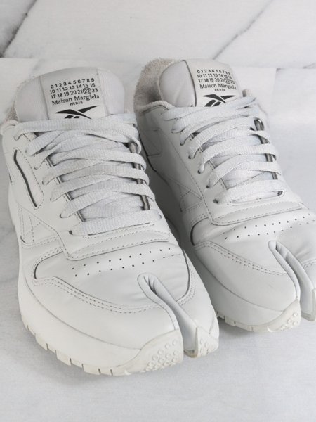 Tênis Margiela x Reebok original Leather Tabi Cinza | Zivē Club