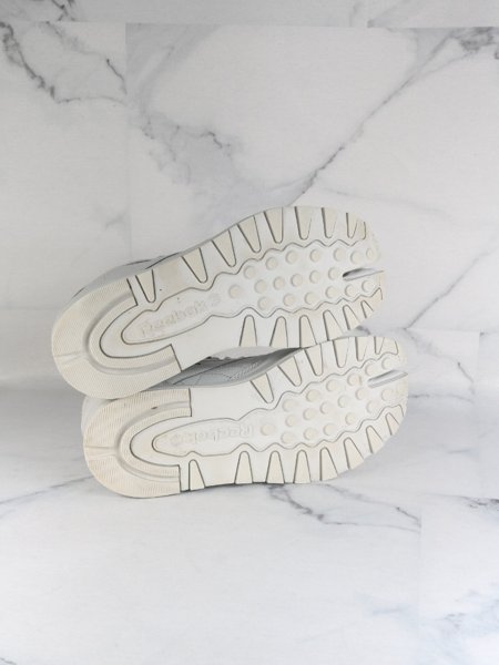 Tênis Margiela x Reebok original Leather Tabi Cinza | Zivē Club