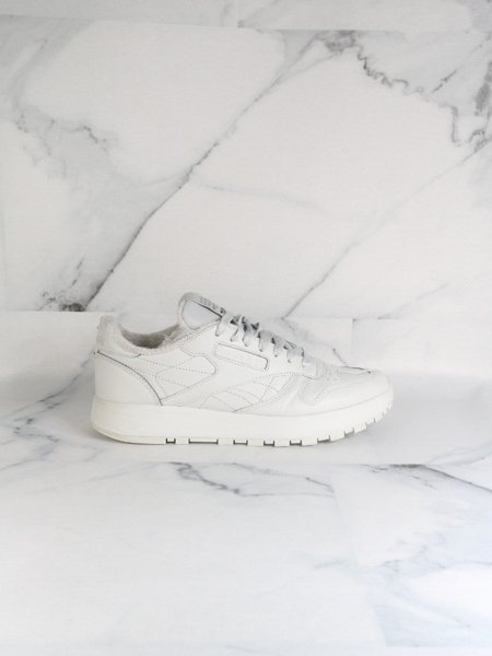 Tênis Margiela x Reebok original Leather Tabi Cinza | Zivē Club