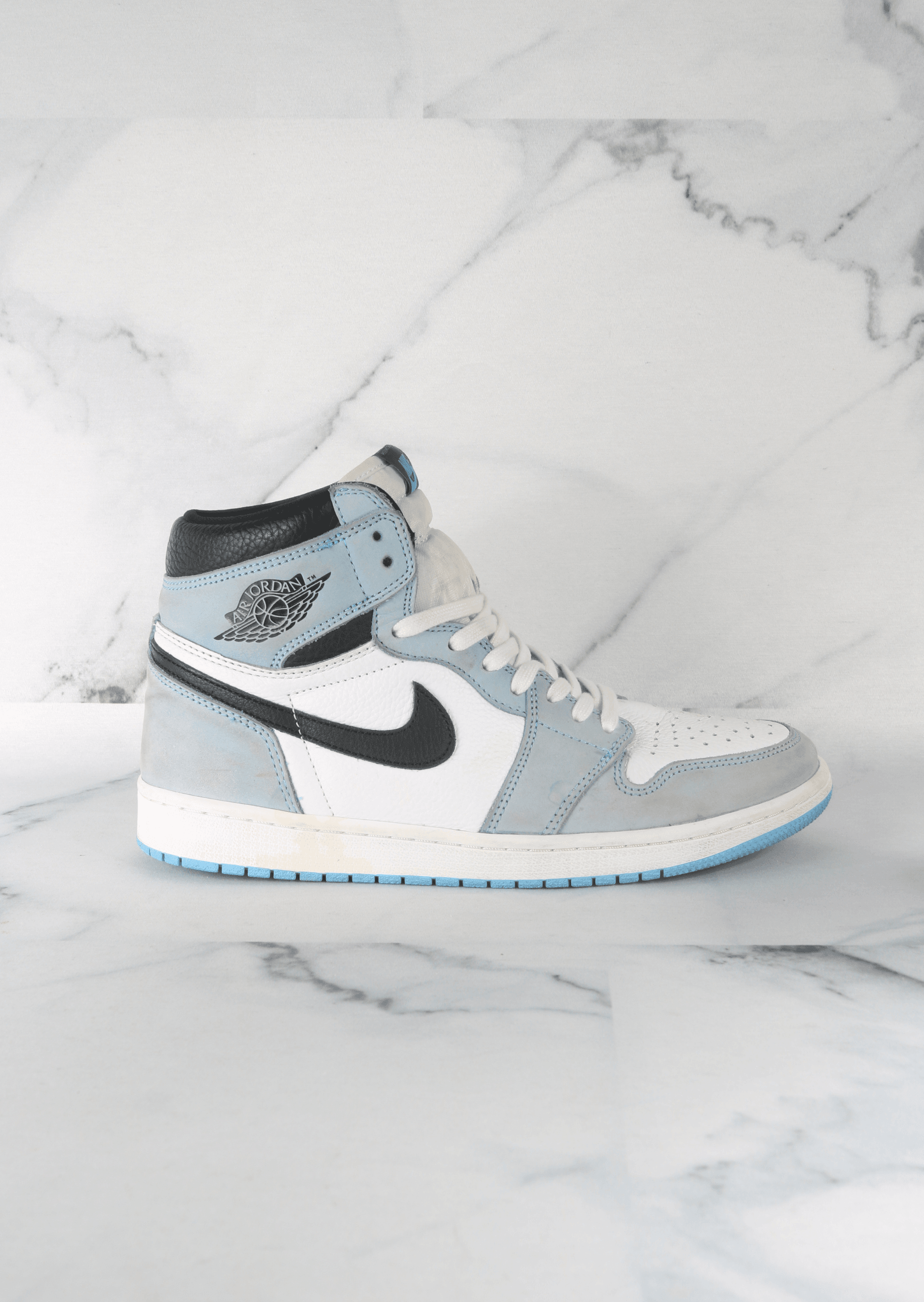 Tênis Nike Air Jordan 1 High University Blue | Zivē Club Tênis Nike Air Jordan 1 High University Blue | Zivē Club