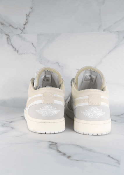 Tênis Nike Air Jordan 1 Low SE Craft Inside Out Tech Grey | Zivē Club