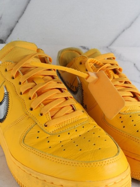 Tênis Nike x Off-White Air Force 1 Low ICA University Gold | Zivē Club