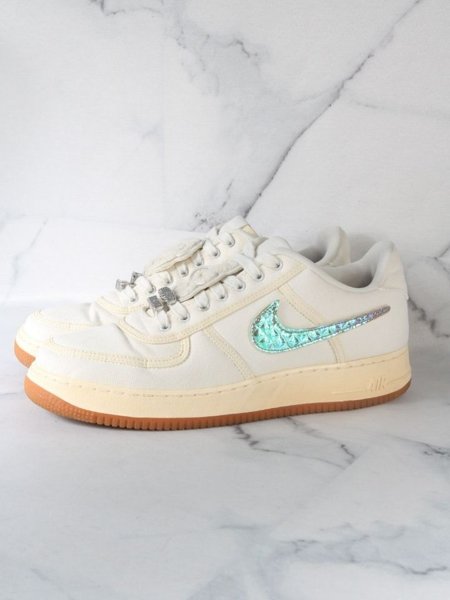 Tênis Nike x Travis Scott Air Force 1 Sail | Zivē Club