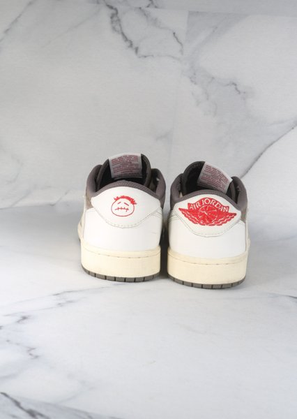 Tênis Nike x Travis Scott Tênis Air Jordan 1 Low OG Reverse Mocha