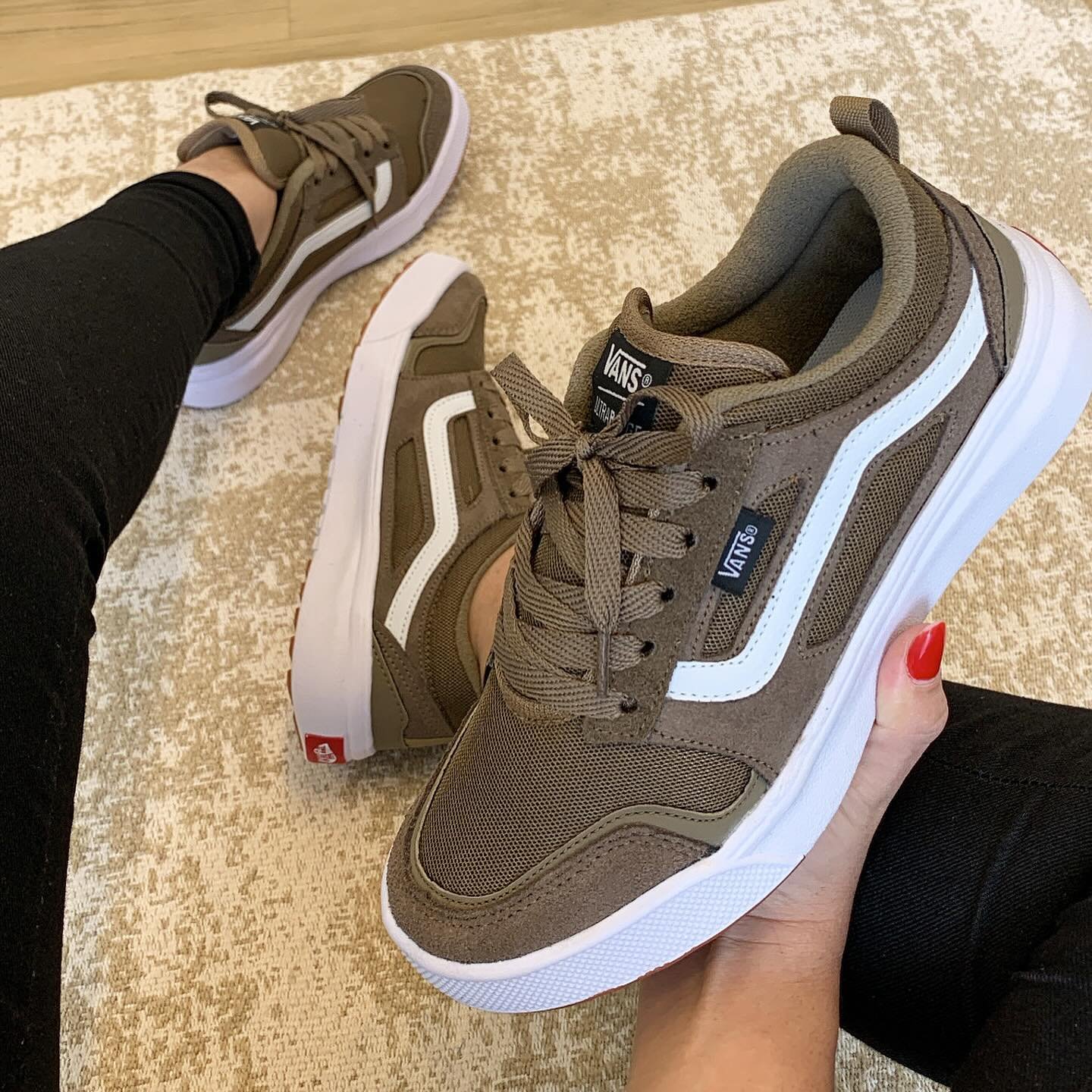 Tenis Vans Marrom em couro UltraRange 3D