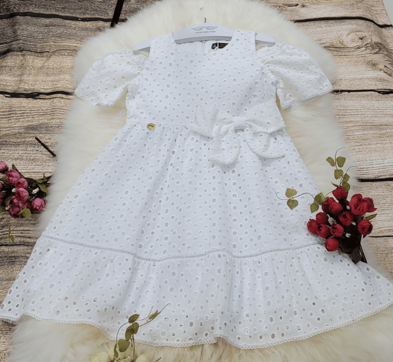 Modelo de 2024 vestido para criança