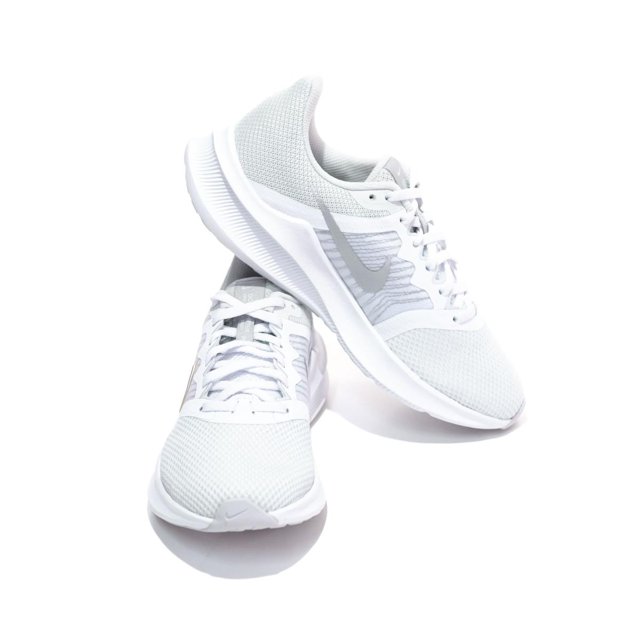 White store nike downshifter