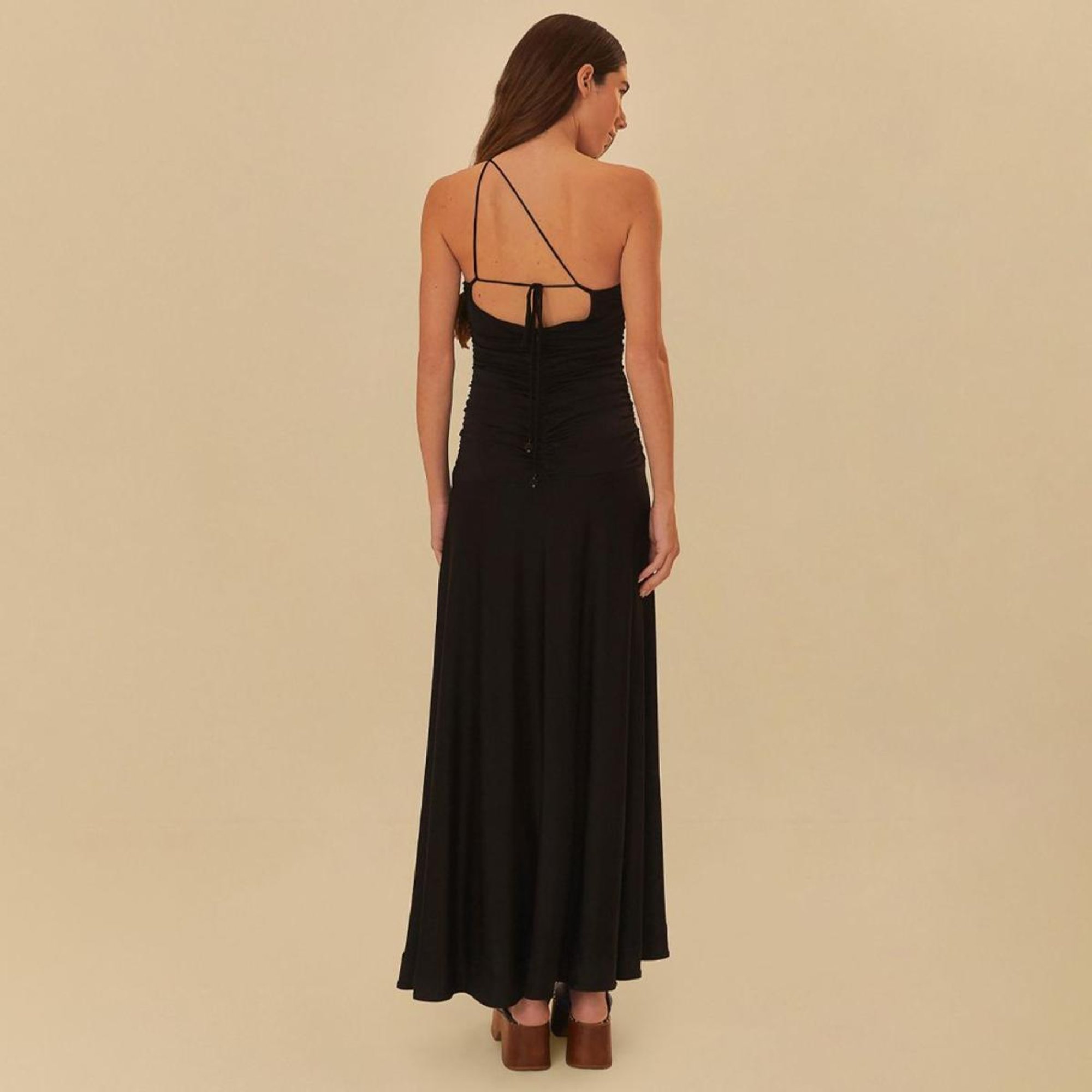 Vestido Ombro Só Vestido Farm Branco Vestido Longo Franzido Ombro