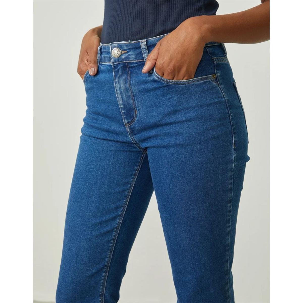 Calça Jeans Mescla c/ muito Elastano - La Classe