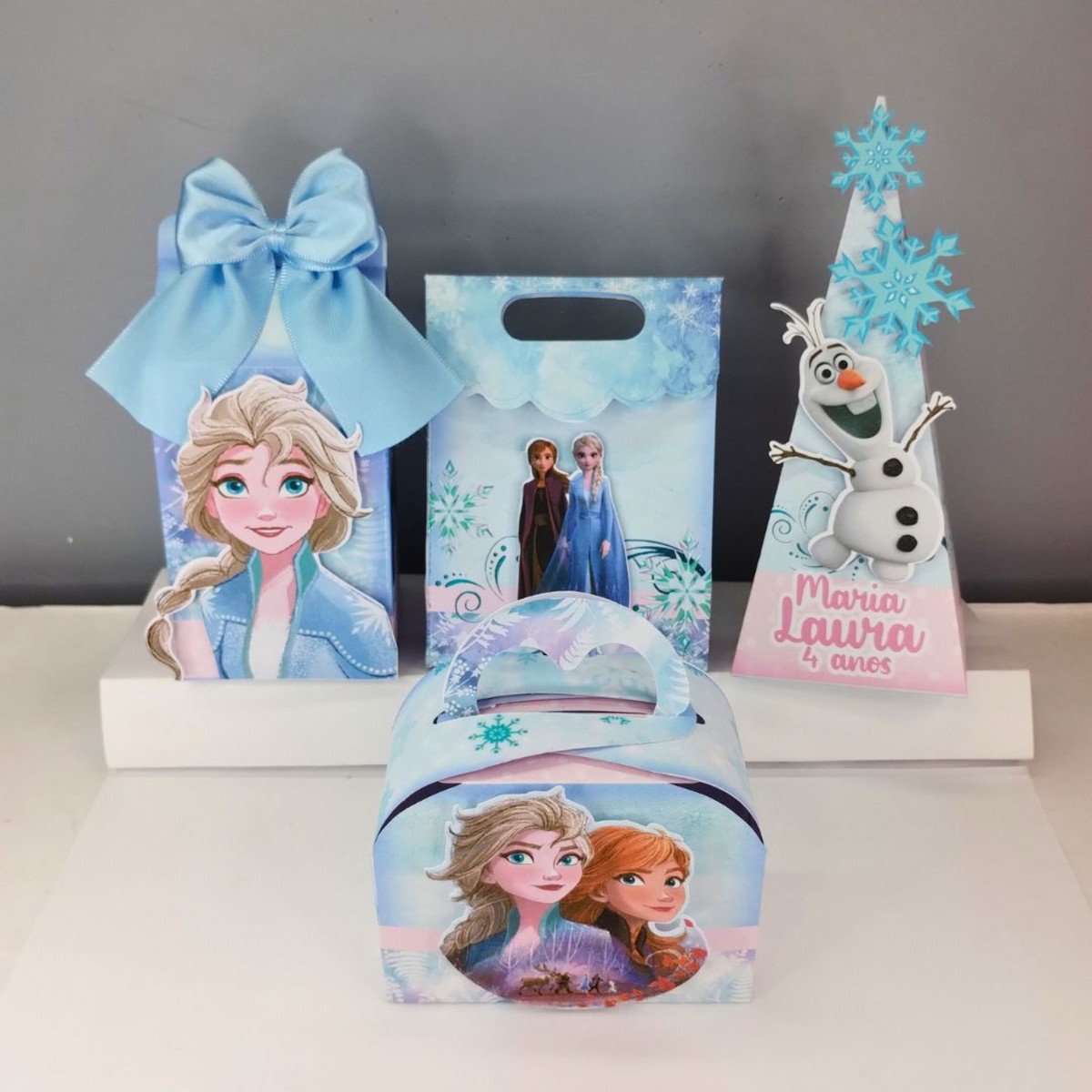 Kit de Lembranças personalizadas para festas no tema Frozen Azul e Rosa ...
