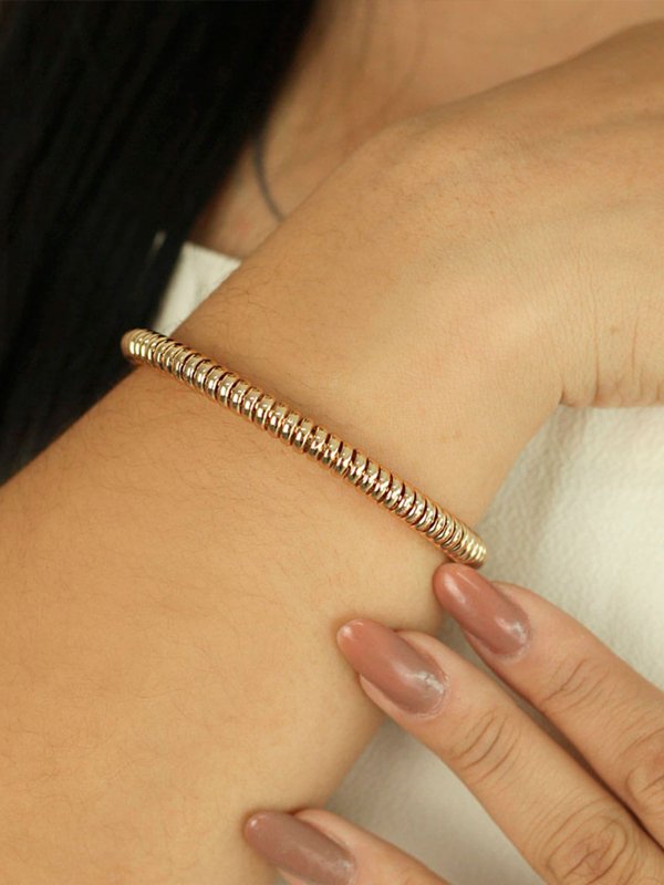 bracelete-com-design-de-circulos-folheado-em-ouro-18k-01-francisca-joias