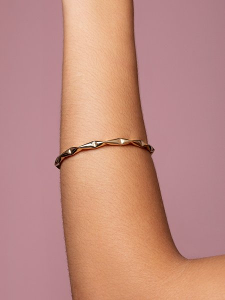 bracelete-tubo-amassado-regulavel-folheado-em-ouro-18k-01-francisca-1