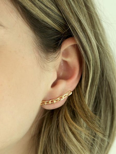 Brinco Ear Cuff com Design de Corrente folheado em ouro 18k