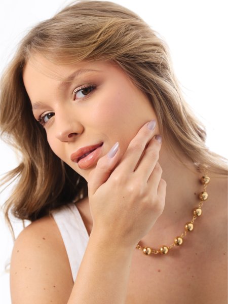 Colar com Bolas Médias folheado em ouro 18k: Elegância e sofisticação ...