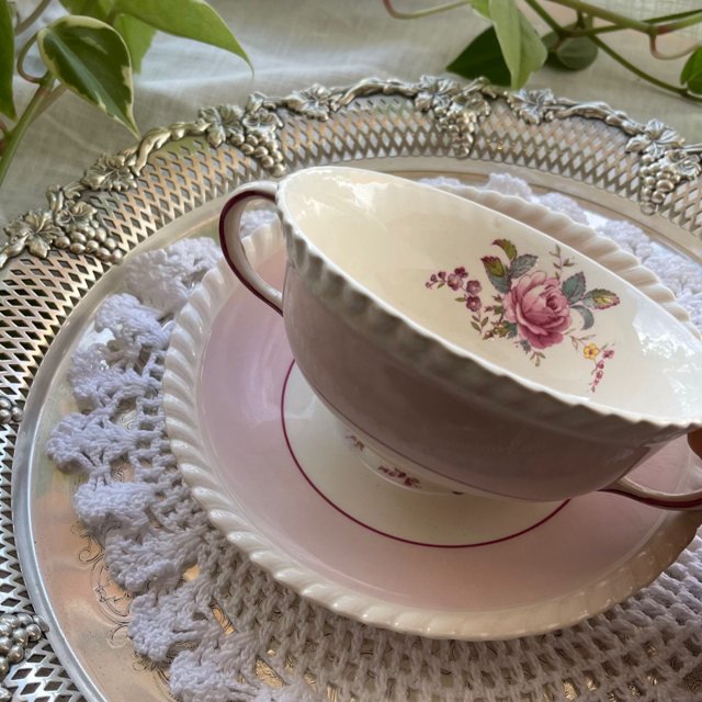 Consomê Old English Santo Oficio