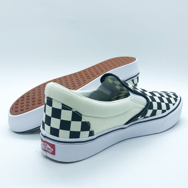 O Vans Slip-On Quadriculado Foi Reeditado Pela N.HOOLYWOOD De Um Jeito Bem  Diferente | SneakersBR - Lifestyle Sneakerhead