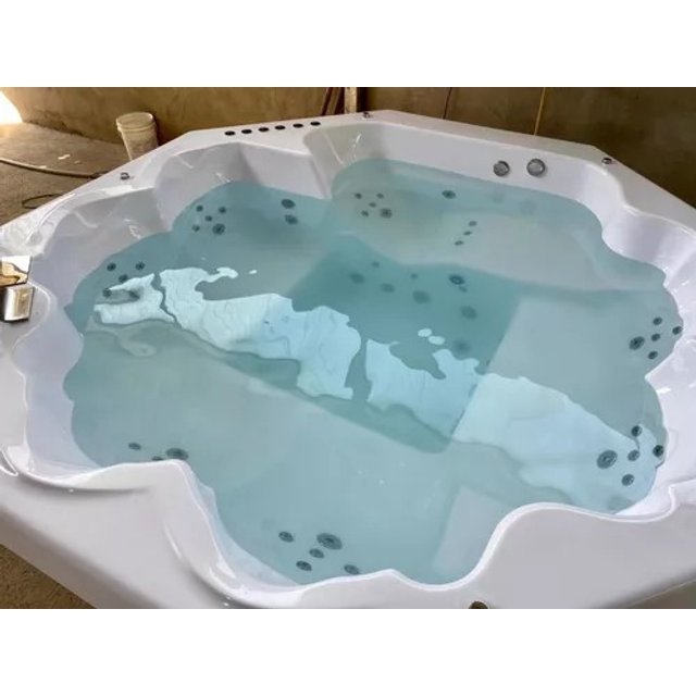 spa-arpoador-master-2-70-x-2-70-x-0-95-2400-litros-acqualeste-piscinas