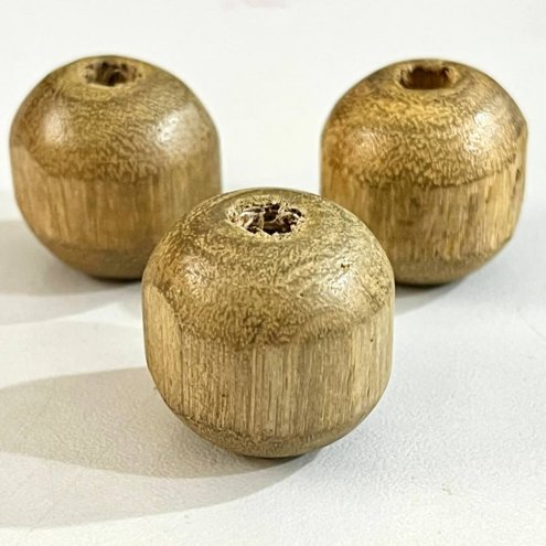 bolinha-madeira-artesanato-rami-1