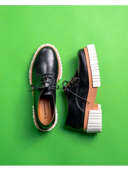 Meu Sapato Preto | Feito por várias mãos para combinar com tudo!