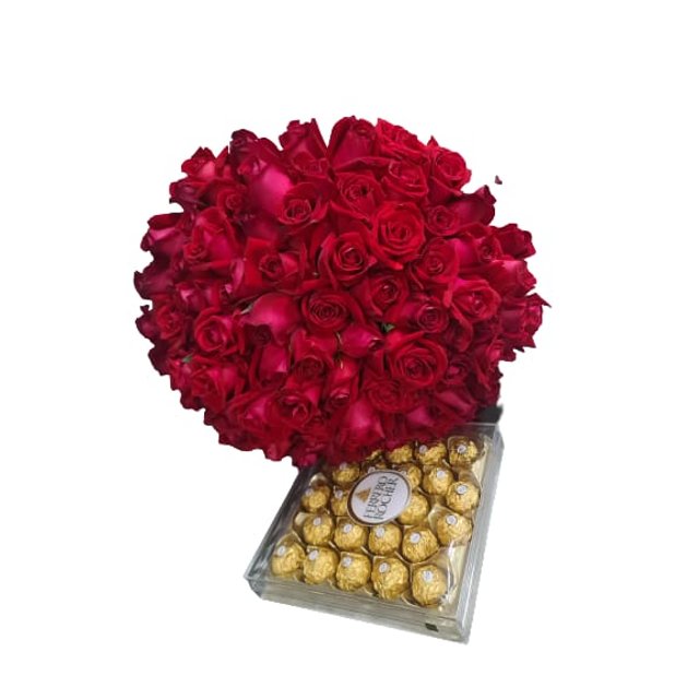 Buquê com 100 Rosas Vermelhas e Um Ferrero Rocher Com 24Unid - Luxo em Flor
