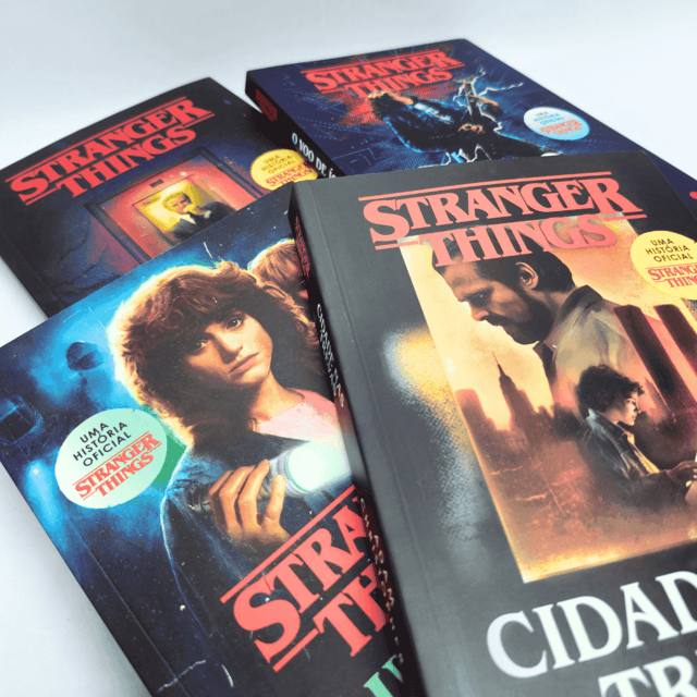 Stranger Things - Raízes do Mal + Cidade nas Trevas + O Voo de Ícaro ...