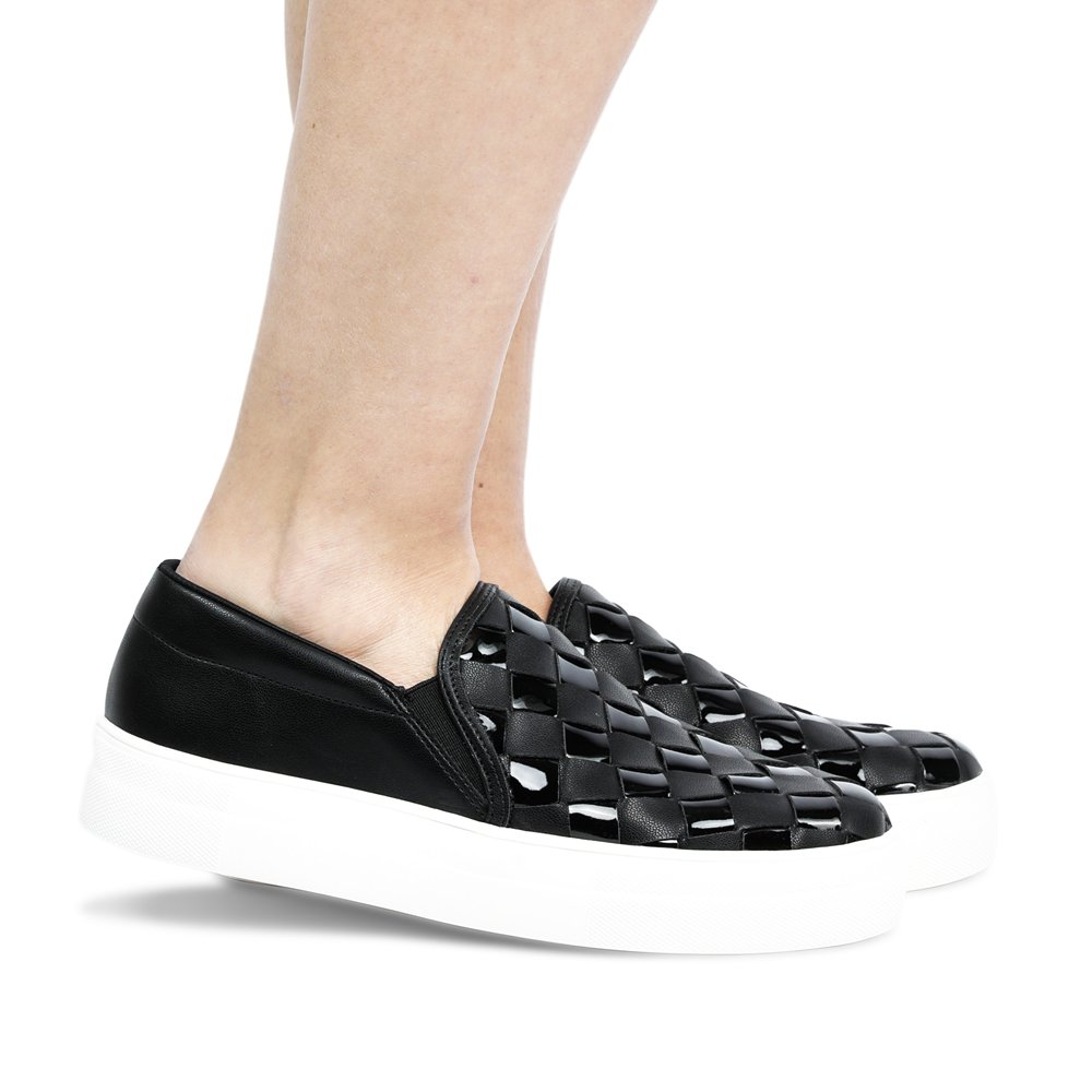 Tenis Slip On Tresse Preto Bebece Bebece Calcados