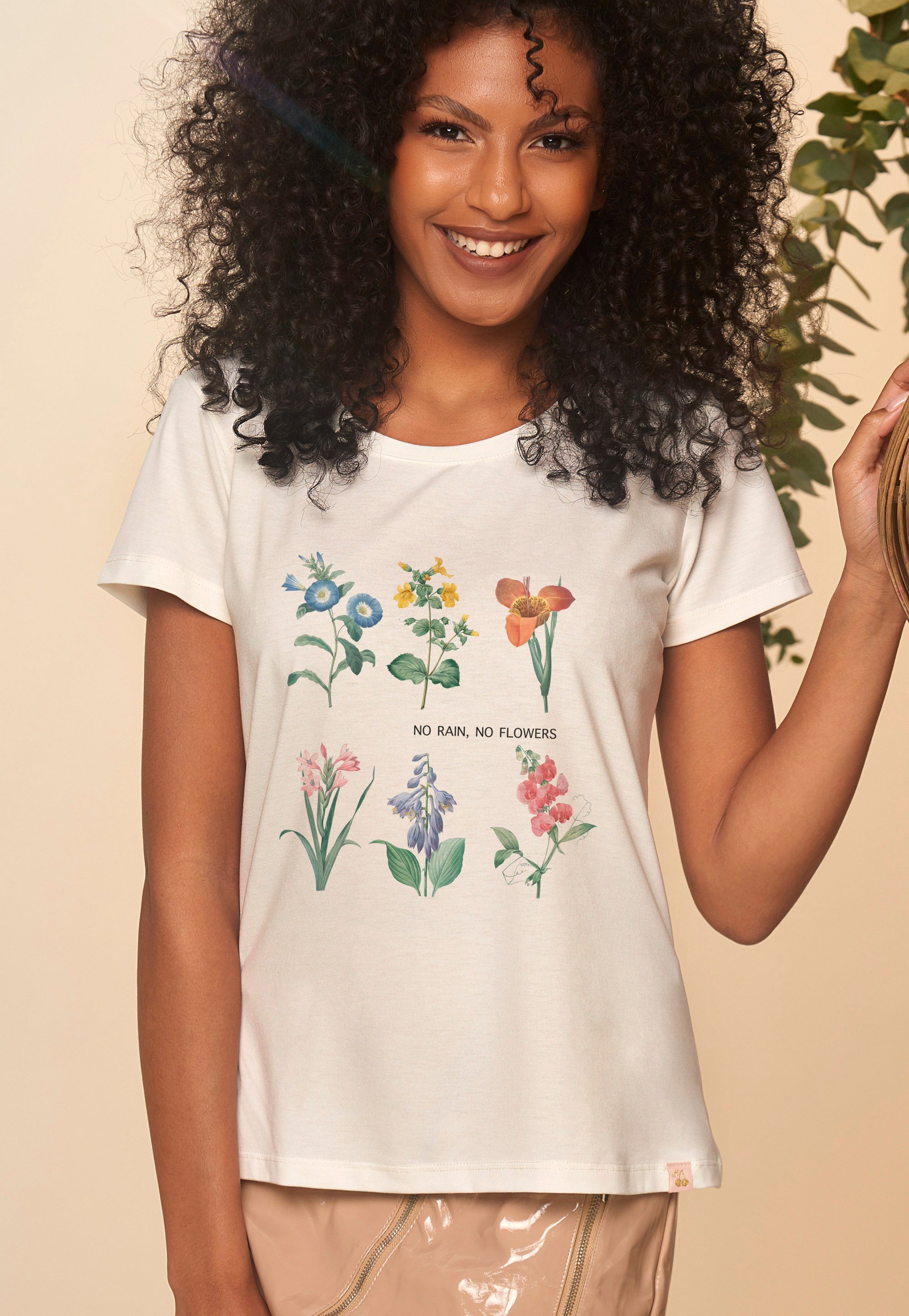 T Shirt Feminina Ilustrada No Rain No Flowers Cor Cerejapinkstore T Shirt Feminina Ilustrada No Rain No Flowers Cor Cerejapinkstore