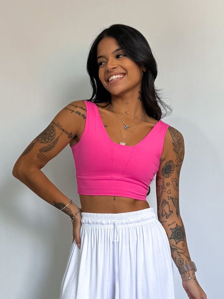 cropped chamego rosa chiclete