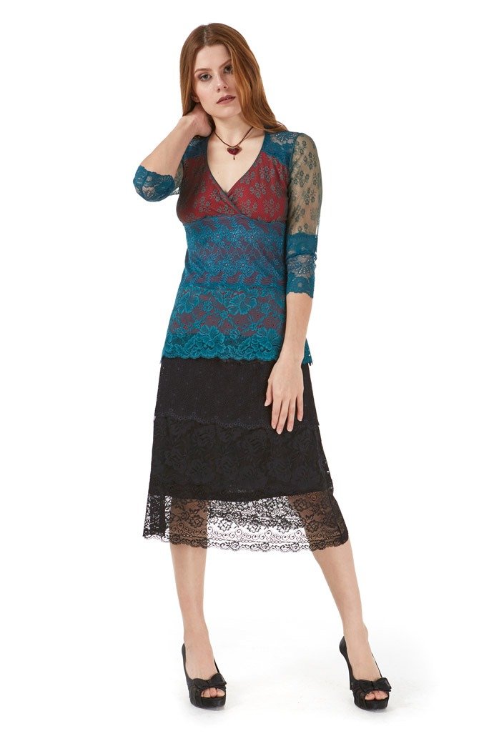 blusa de renda decote v