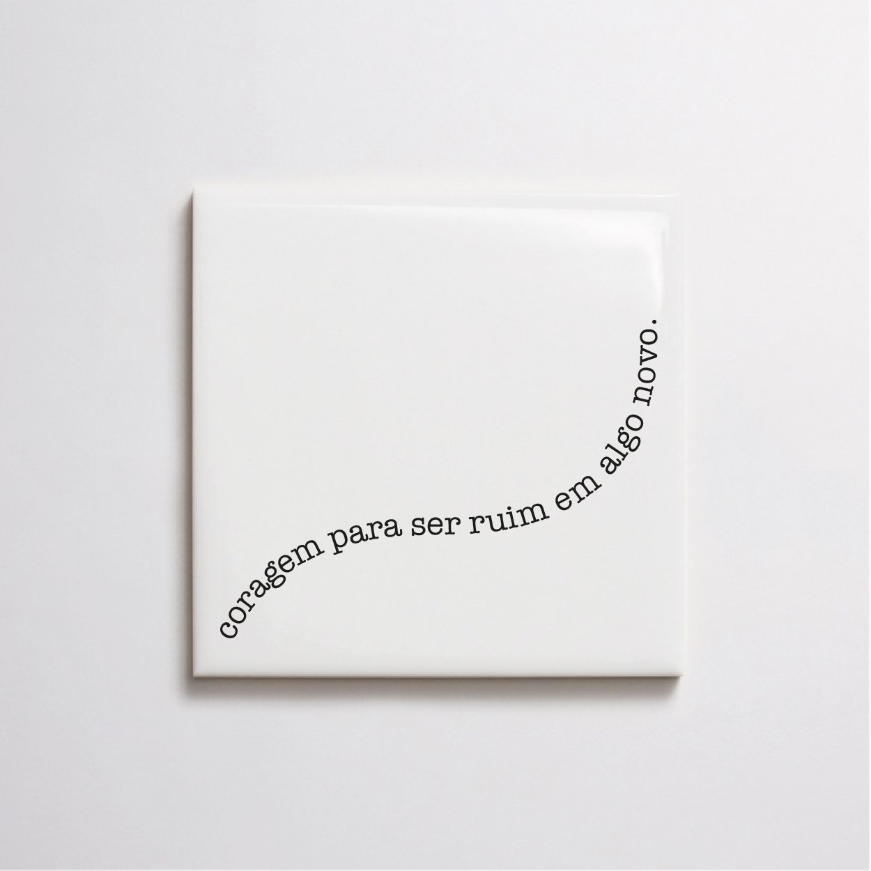 Frase aplicado em ambiente — TAI Azulejos
