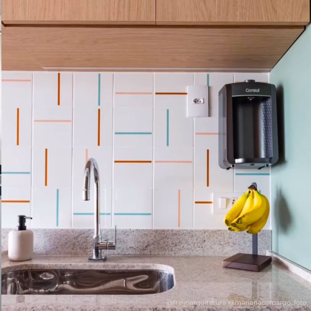 Azulejo Decor Lines - Nude, Ocre e Verde Menta