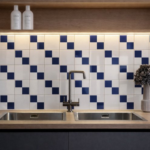 azulejo-painel-step-azul-escuro-cozinha-aidrv