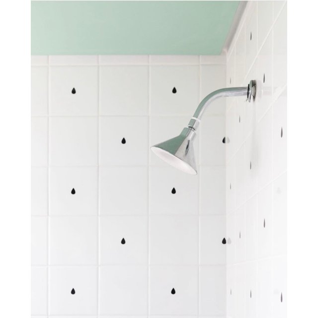 Azulejo Painel Tuini Gota Preto + Azulejo Base Branco