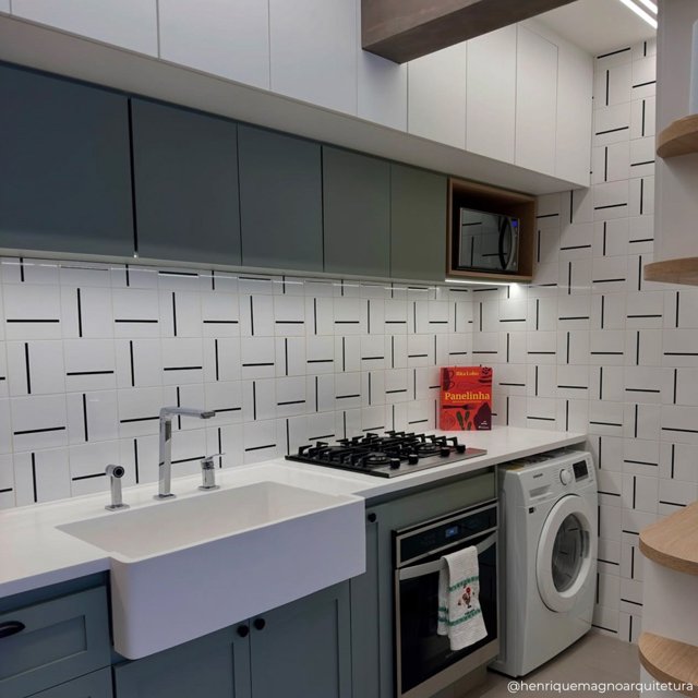 Azulejo Decor Lines com Traço Preto