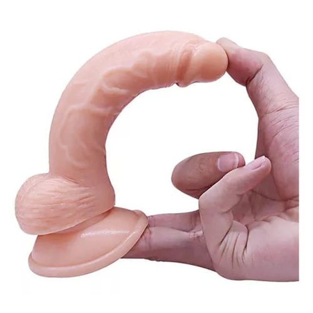 Pênis realístico com ventosa, possui escroto pequeno, veias e glande 18 CM 3,5.