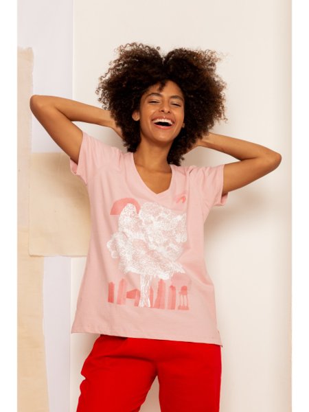 camiseta-san-francisco-rosa-detalhe-manga-tingimento-natural