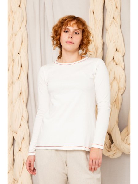 frente-blusa-basica-manga-longa-off-white-algodao-bci-sustentavel-premium