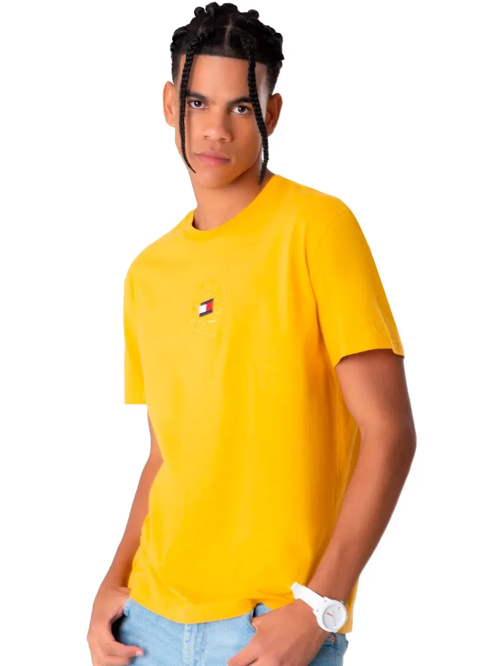 Camiseta Tommy Jeans Masculina Timeless Circle Badge Amarela