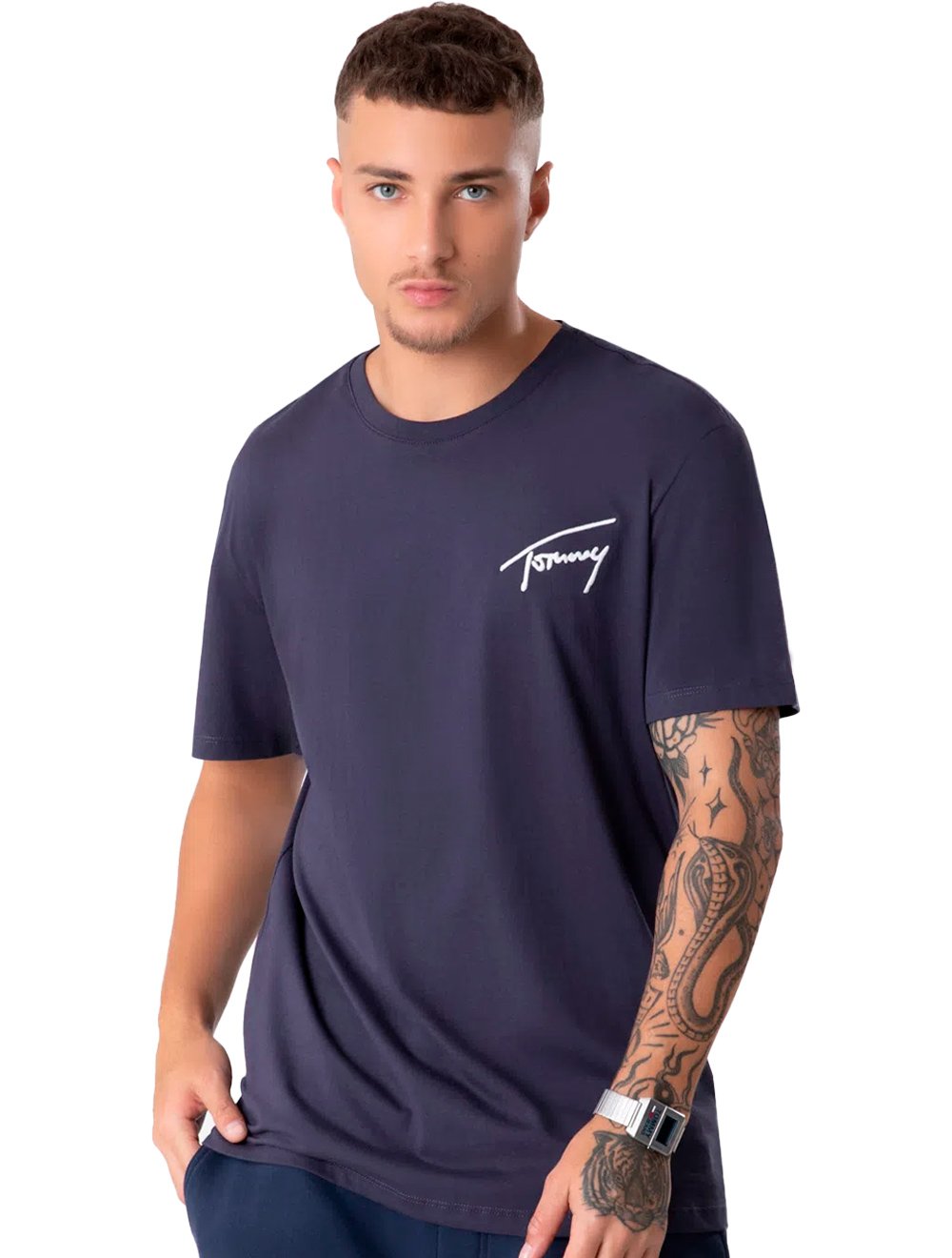 Camiseta Tommy Jeans Masculina Embroidered Signature Azul Marinho