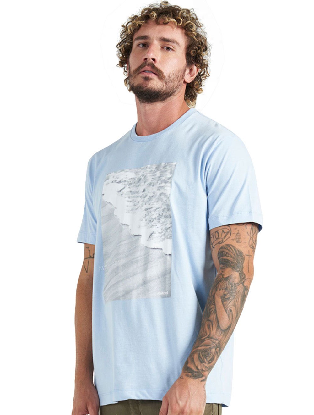 Camiseta Colcci Masculina Regular Sea And Sand Azul Claro
